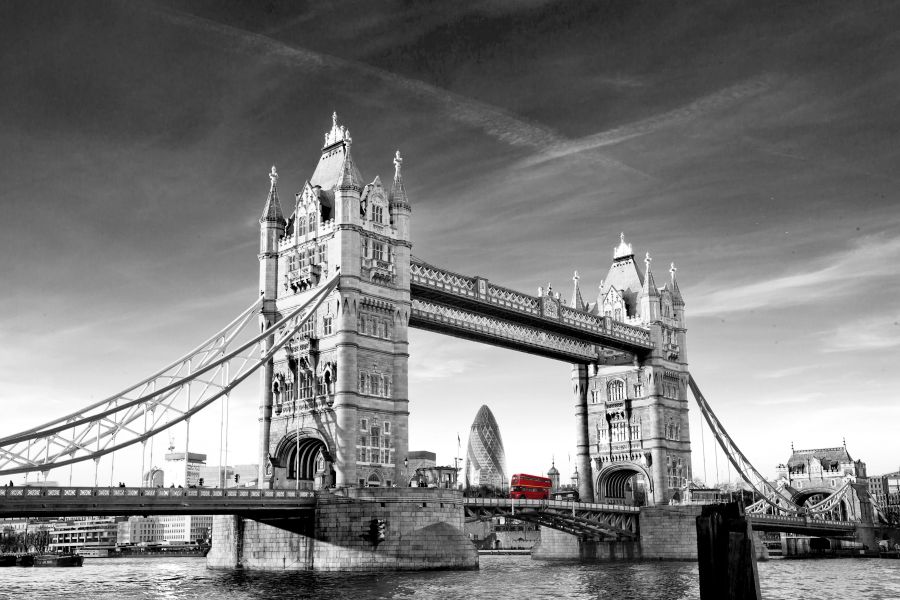 Фотообои Чёрно белый мост в Лондоне